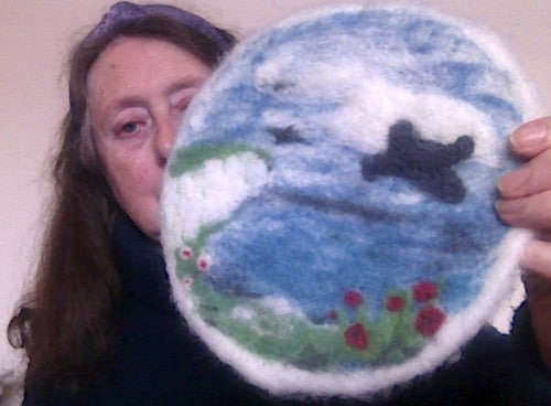 Spitfire – needlefelted, natural dyes